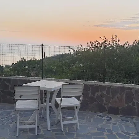 With Garden In Pianoconte -lipari *